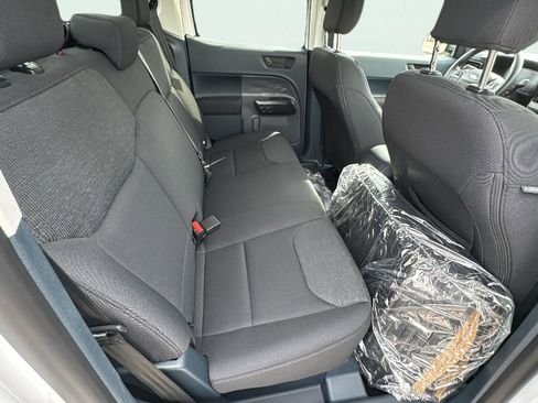 New 2025 Ford Maverick XL image 31