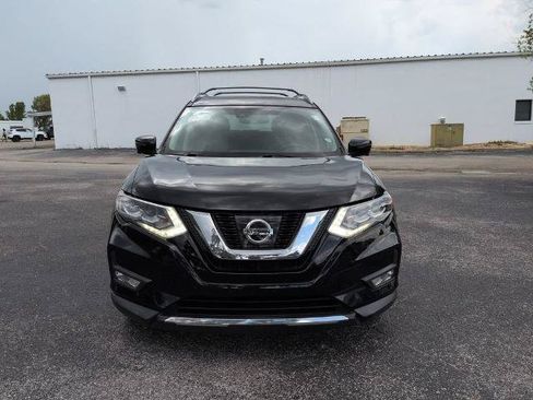 Certified 2017 Nissan Rogue SL w/ SL Premium Package FWD image 9