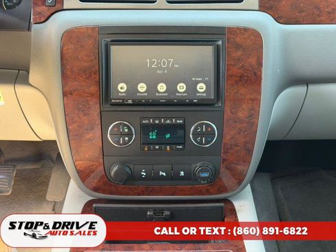 Used 2009 Chevrolet Tahoe LTZ AWD/4WD image 11