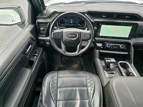Used 2024 GMC Sierra 1500 AT4 w/ Technology Package AWD/4WD image 20
