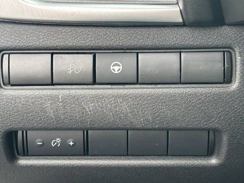 Used 2021 Nissan Rogue SV image 23