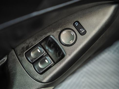 Used 2006 Chevrolet Corvette Convertible w/ Preferred Equipment Group image 33