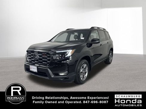Certified 2023 Honda Passport TrailSport image 2