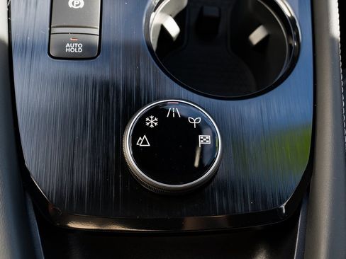 New 2026 Nissan Rogue Platinum image 18