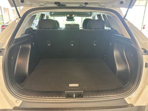 Used 2025 Hyundai Kona SEL AWD/4WD image 6