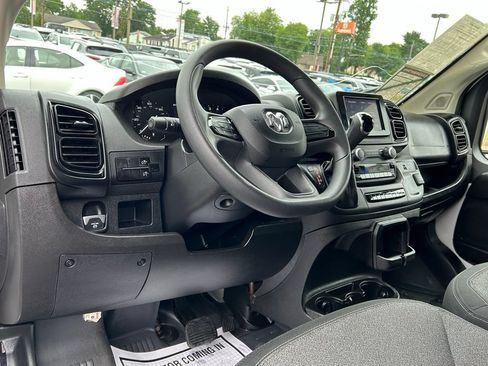 Used 2024 RAM ProMaster 2500 FWD image 15