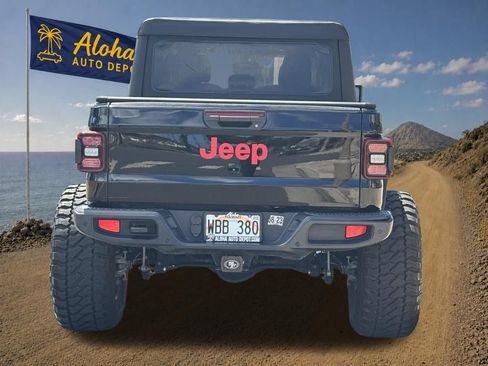 Used 2020 Jeep Gladiator Sport w/ Quick Order Package 23S AWD/4WD image 4