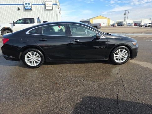 Used 2018 Chevrolet Malibu LT FWD image 6