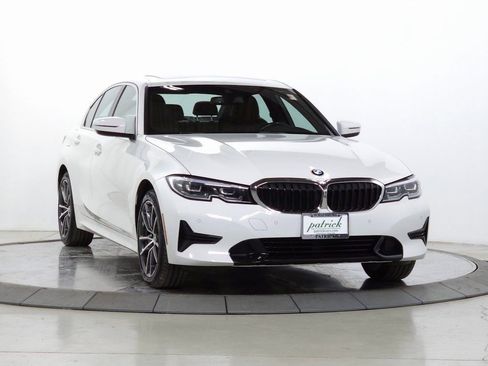Used 2020 BMW 330i xDrive Sedan w/ Premium Package image 1