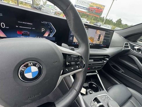 Used 2025 BMW 430i Convertible w/ Premium Package image 18