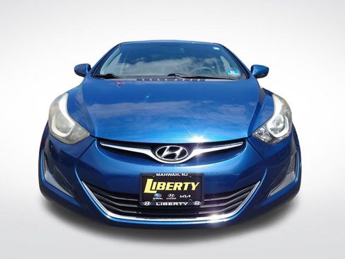 Used 2015 Hyundai Elantra SE FWD image 9