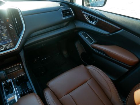 Used 2023 Subaru Ascent Touring image 11