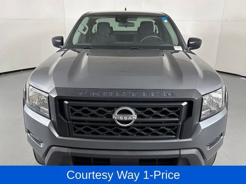 Used 2022 Nissan Frontier S w/ Technology Package RWD image 4