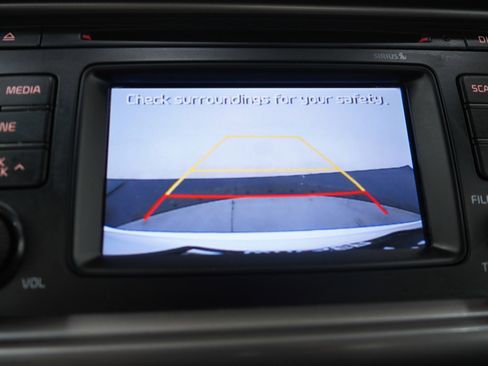 Used 2017 Kia Optima LX image 25