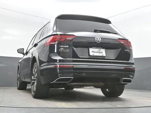 Used 2020 Volkswagen Tiguan SEL Premium R-Line w/ 3rd Row Seat Package AWD/4WD image 37