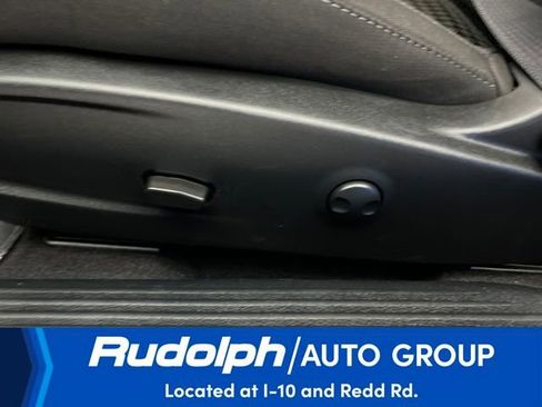 Used 2022 Dodge Challenger SXT w/ Blacktop Package image 10