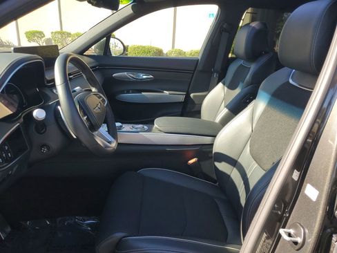 Used 2025 Genesis GV70 2.5T w/ Sport Prestige Package image 27