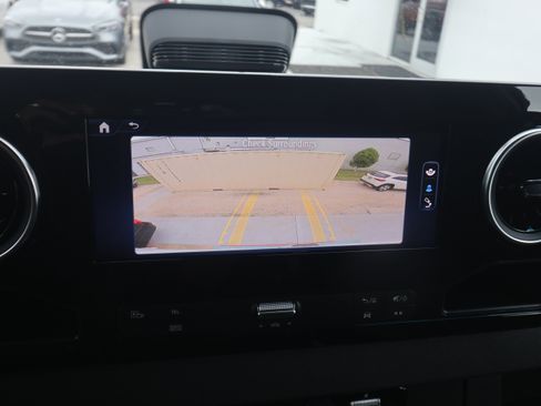 New 2025 Mercedes-Benz Sprinter 2500 image 12