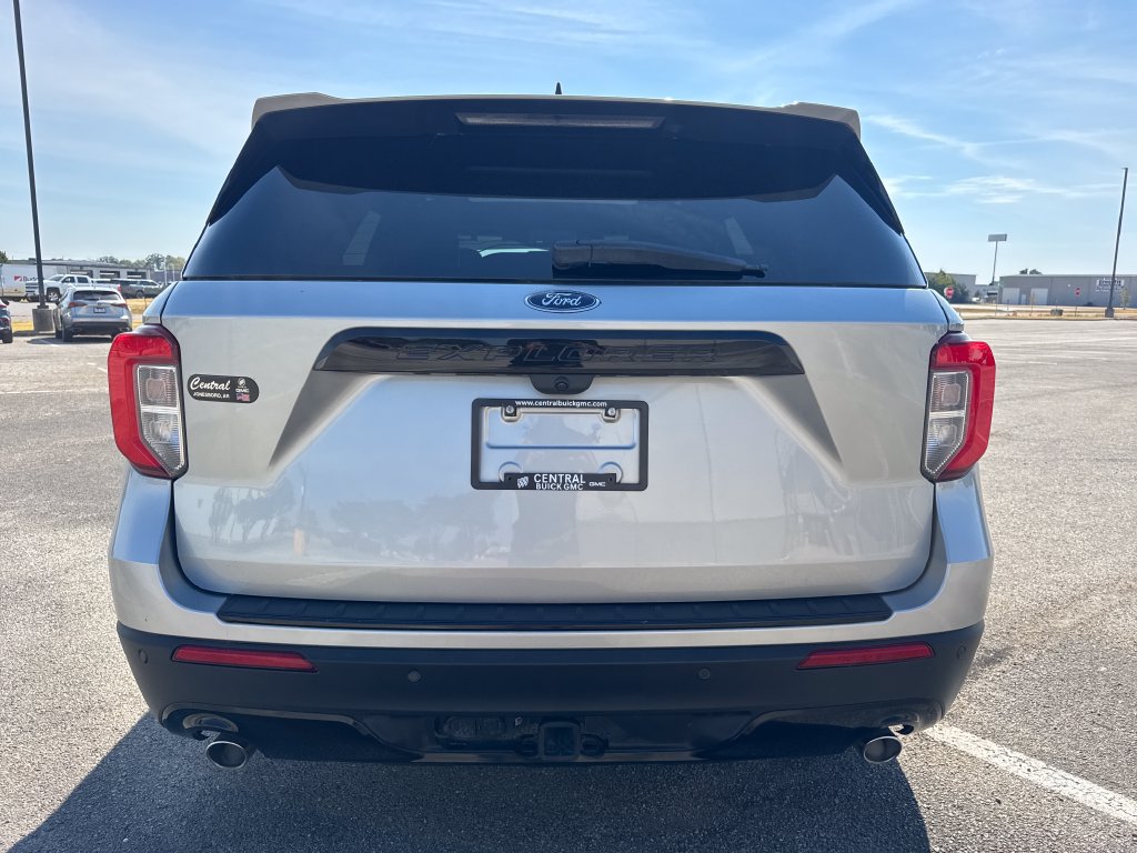Used 2024 Ford Explorer ST-Line w/ Class IV Trailer Tow Package RWD image 5