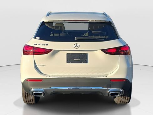 New 2026 Mercedes-Benz GLA 250 image 6