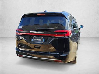 New 2026 Chrysler Pacifica Pinnacle FWD video 2