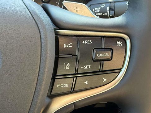 New 2025 Lexus ES 350 Premium image 17