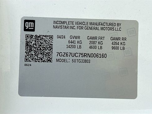 Used 2024 GMC Savana 4500 w/ Power Convenience Package image 35