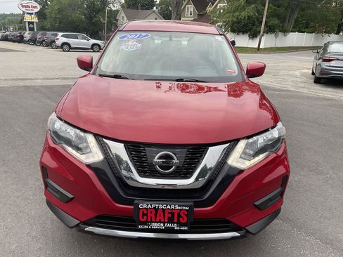 Used 2017 Nissan Rogue S AWD/4WD image 8