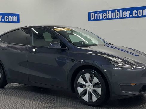 Used 2021 Tesla Model Y Long Range AWD/4WD image 9