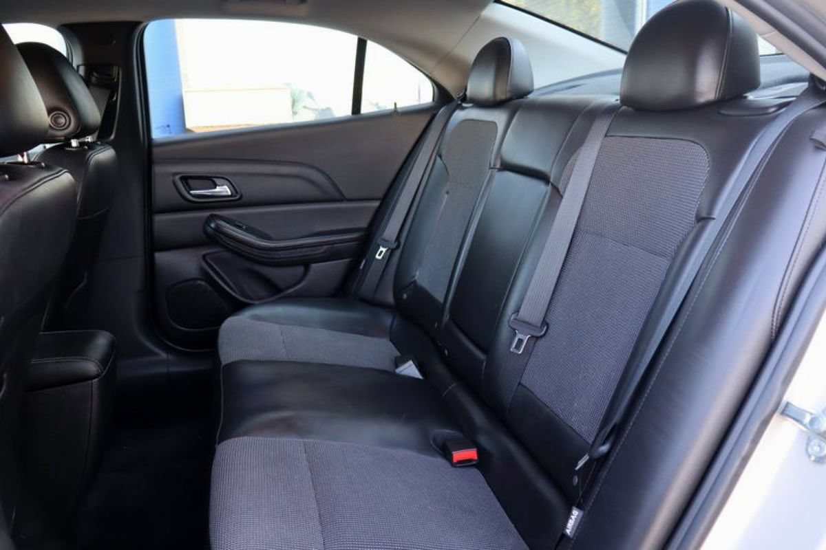 Used 2016 Chevrolet Malibu LT w/ Power Convenience Package FWD image 11