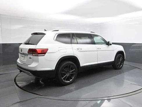 Used 2019 Volkswagen Atlas SEL Premium image 11