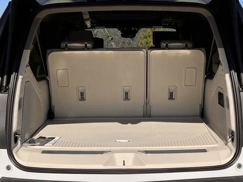 Certified 2026 Cadillac Escalade ESV Platinum Sport w/ LPO, ONYX Package image 34