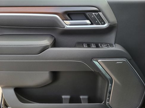 New 2026 GMC Sierra 2500 Denali w/ Denali Reserve Package image 6