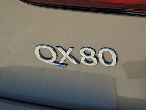 Used 2024 INFINITI QX80 Premium Select w/ Cargo Package AWD/4WD image 33