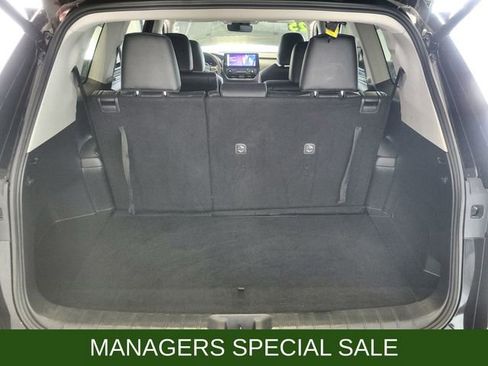 Used 2025 Toyota Grand Highlander AWD image 24
