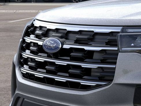 New 2026 Ford Explorer Active w/ Active Comfort Package AWD/4WD image 17