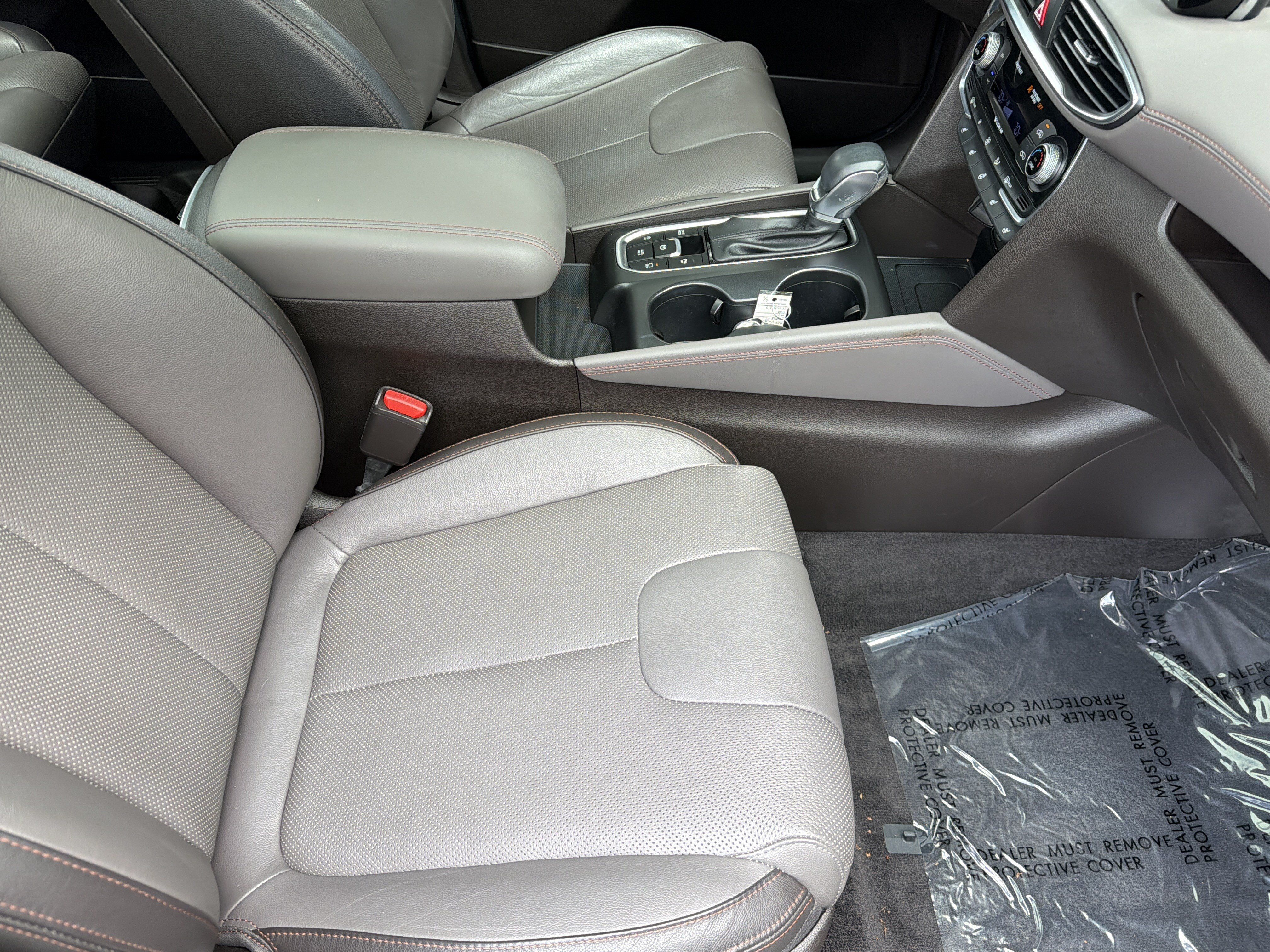 Used 2020 Hyundai Santa Fe Limited w/ Cargo Package FWD image 40