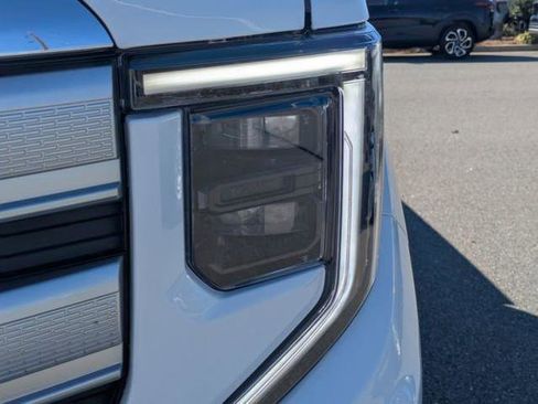 New 2026 GMC Sierra 1500 SLE w/ Max Trailering Package image 11