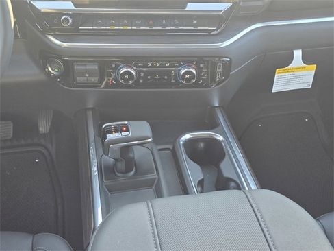 New 2026 GMC Sierra 1500 SLT image 15