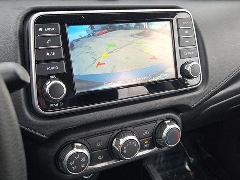 Used 2024 Nissan Versa S w/ Trunk Package image 22