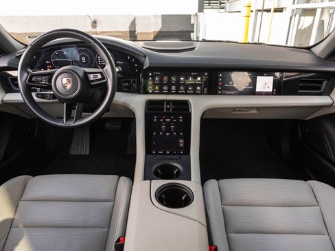 Certified 2022 Porsche Taycan 4S image 12