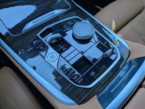 Certified 2026 BMW X7 xDrive40i w/ M Sport Package image 16