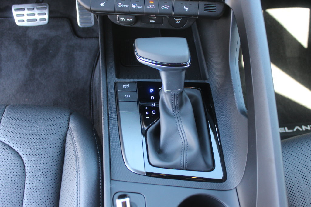 Used 2026 Hyundai Elantra SEL Sport FWD image 19