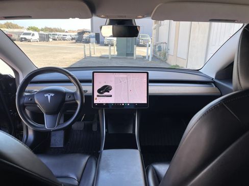 Used 2019 Tesla Model 3 Long Range AWD/4WD image 10