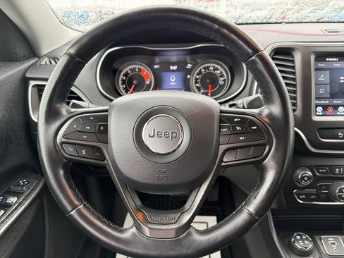 Used 2020 Jeep Cherokee Trailhawk w/ Cold Weather Group image 14