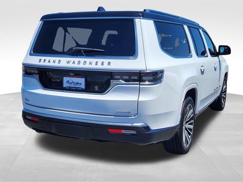 Used 2024 Jeep Grand Wagoneer L Series III AWD/4WD image 8