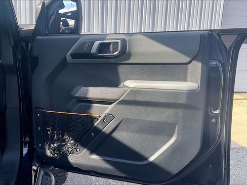 Used 2021 Ford Bronco Badlands image 29