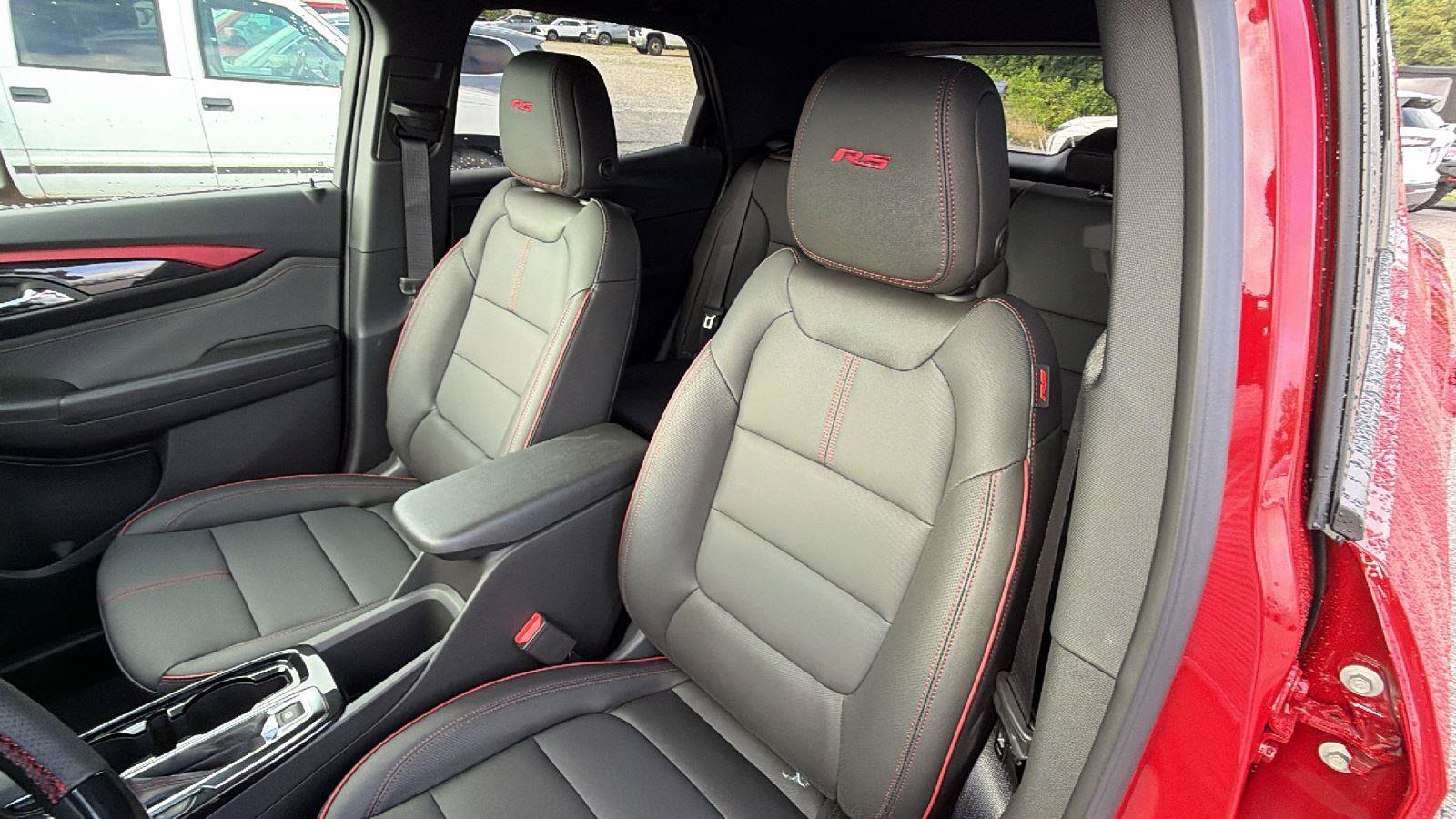 New 2026 Chevrolet TrailBlazer RS w/ Convenience Package FWD image 4