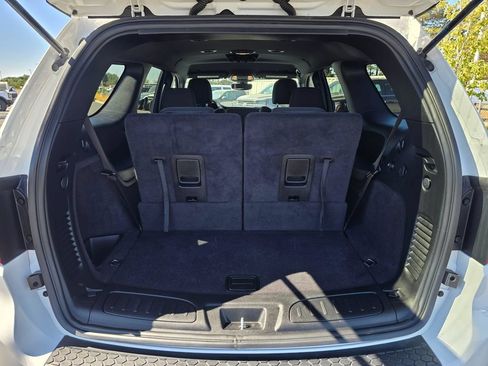 Used 2024 Dodge Durango SXT w/ 3rd Row Seating Group AWD/4WD image 31