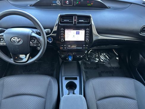 Certified 2020 Toyota Prius LE FWD image 13